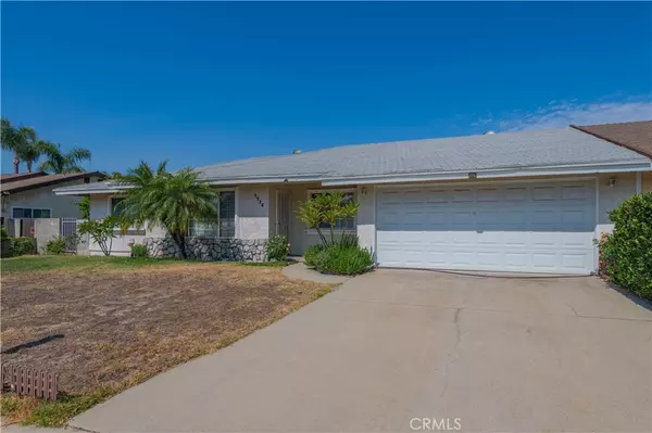 Glendora, CA 91740,1735 S Banna AVE