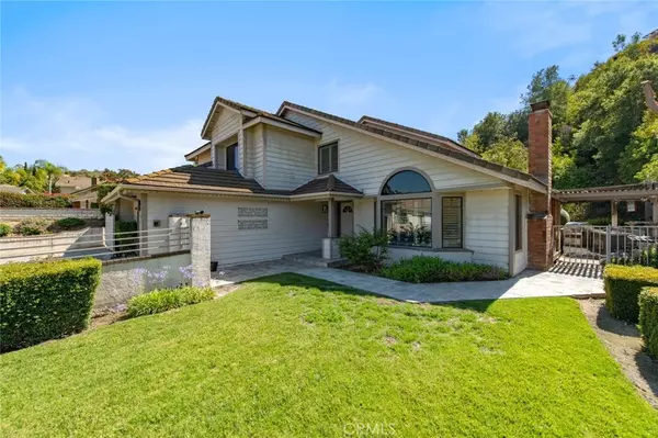 West Covina, CA 91791,931 Heritage DR