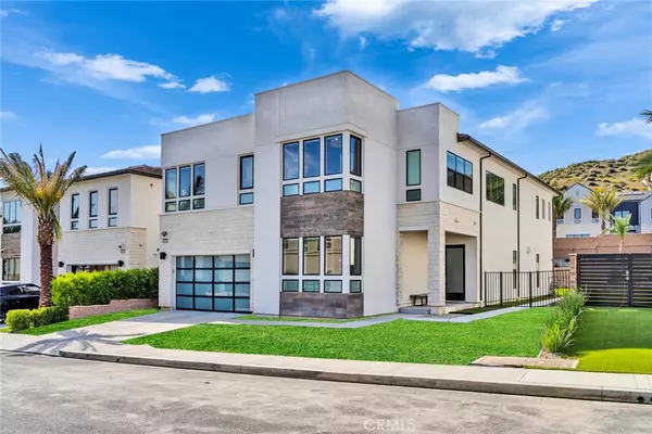 Porter Ranch, CA 91326,20537 W Overlook CT