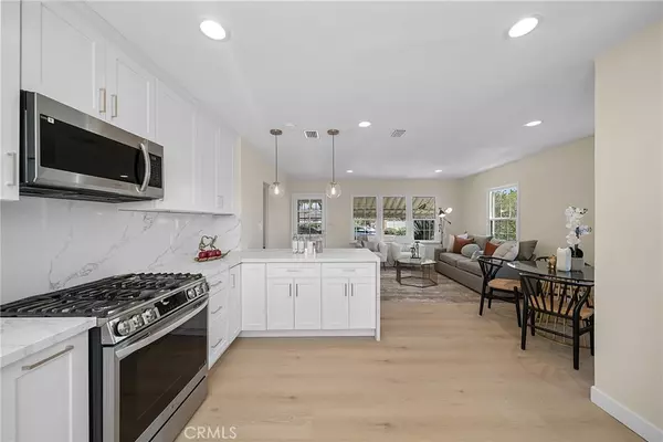 Orange, CA 92866,360 S Greengrove DR