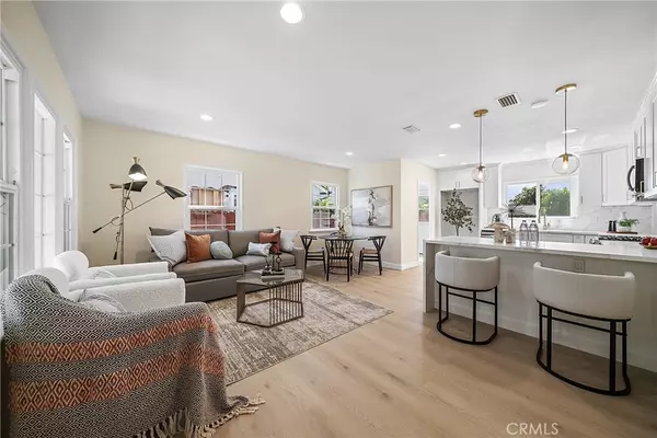 Orange, CA 92866,360 S Greengrove DR
