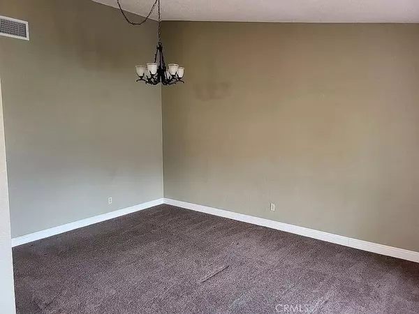 Victorville, CA 92392,12942 Maple Valley RD