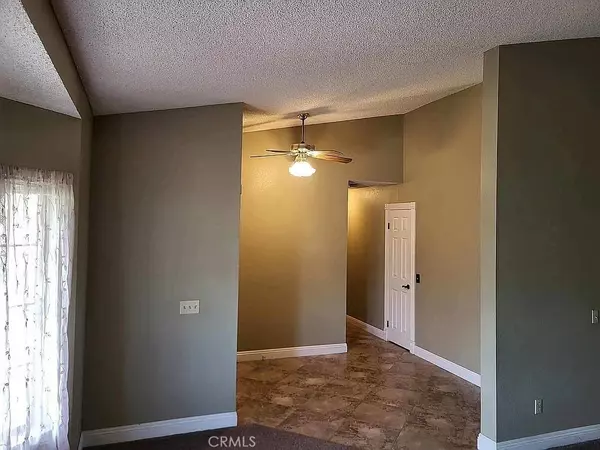 Victorville, CA 92392,12942 Maple Valley RD