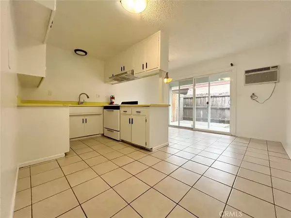 Ontario, CA 91762,1016 W El Morado CT #B