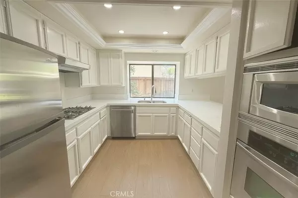 Irvine, CA 92603,64 Tidewind #8