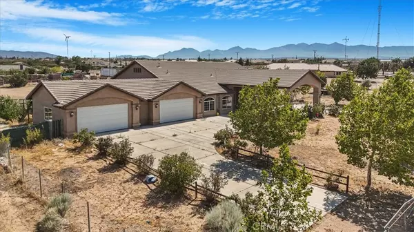 Oak Hills, CA 92344,12771 Elm ST