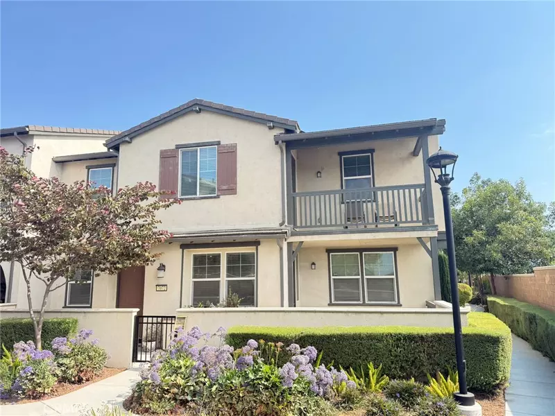 7072 Vernazza PL, Eastvale, CA 92880