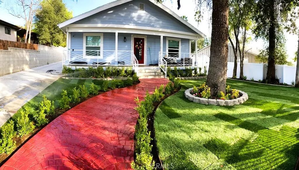 3284 Raymond AVE, Altadena, CA 91001
