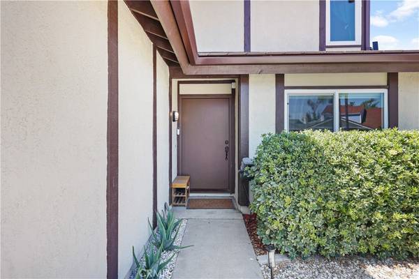 Irvine, CA 92620,3 Earhart