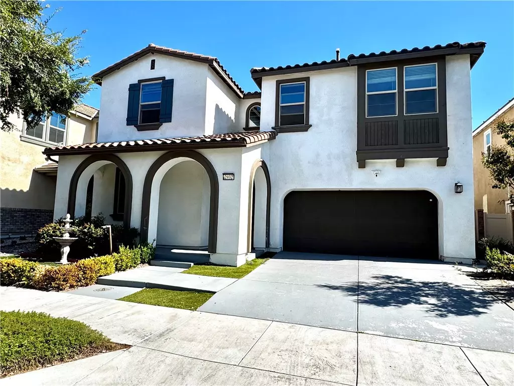 Ontario, CA 91762,2932 E Copperhill ST