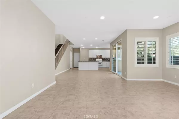 Eastvale, CA 92880,14564 Monet DR