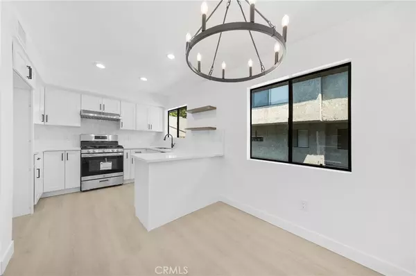 North Hills, CA 91343,9140 Burnet AVE #10