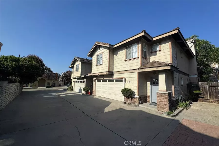 819 W Duarte RD, Monrovia, CA 91016