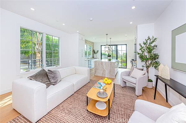 3803 Berryman AVE, Los Angeles, CA 90066