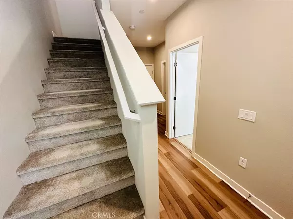 Anaheim, CA 92805,1606 W Bushell ST