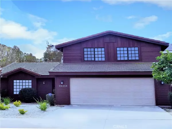 20254 Stagg ST, Winnetka, CA 91306