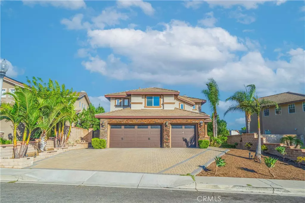 Fontana, CA 92336,5569 Spur CT
