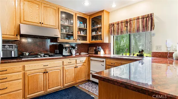 Newhall, CA 91321,24220 Mentry DR