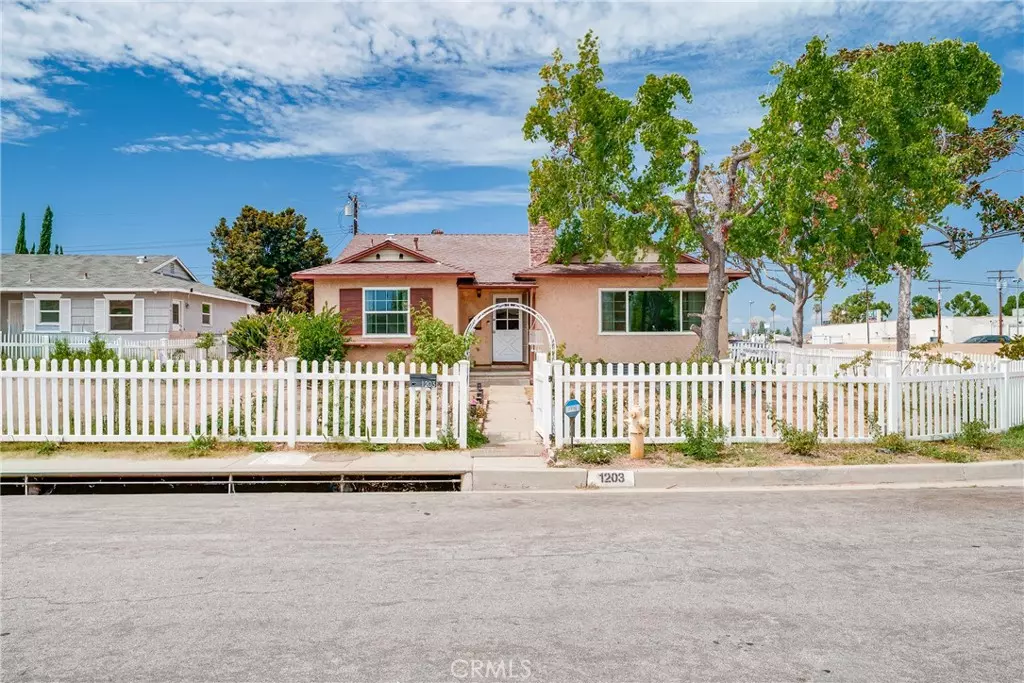 Hacienda Heights, CA 91745,1203 Pontenova AVE