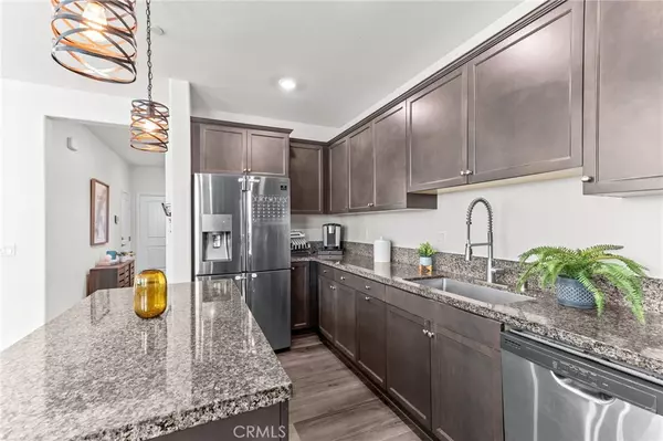 Eastvale, CA 92880,5873 Oatfield AVE