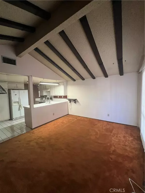 Pacoima, CA 91331,9688 Kewen AVE