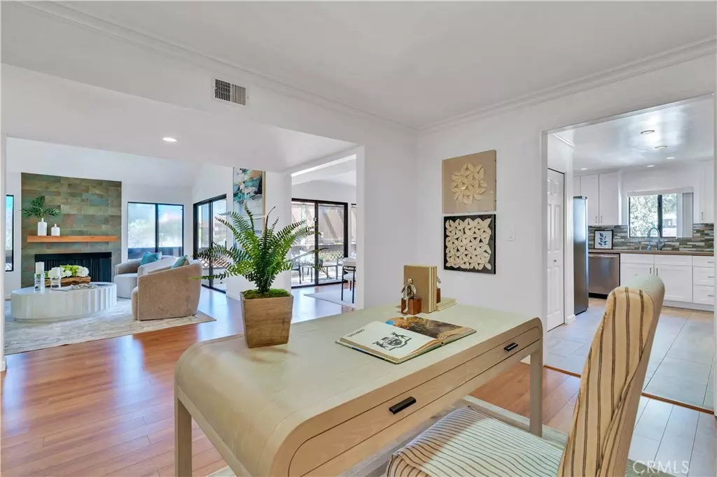 Glendale, CA 91202,1325 Valley View RD #307