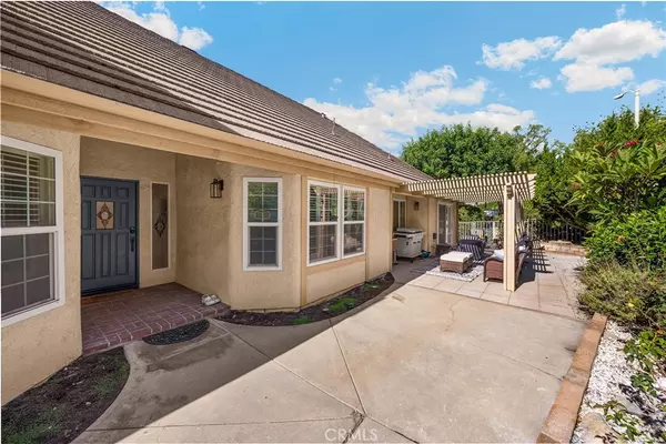 Upland, CA 91784,2163 Pinot CIR