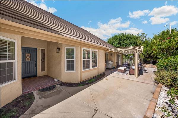 Upland, CA 91784,2163 Pinot CIR
