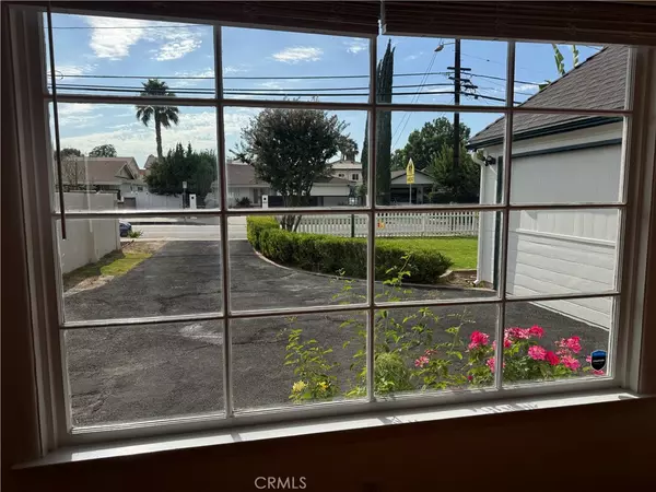 Los Angeles, CA 91436,4918 Haskell AVE