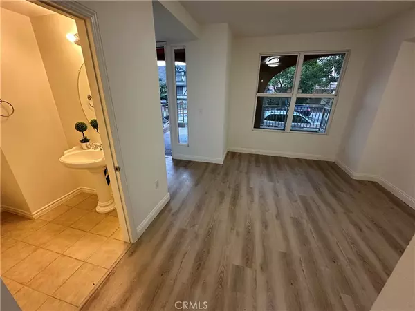 Alhambra, CA 91803,89 E Commonwealth AVE #1i