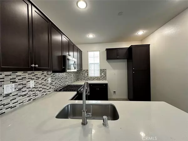 Eastvale, CA 92880,5846 Ginger Dr