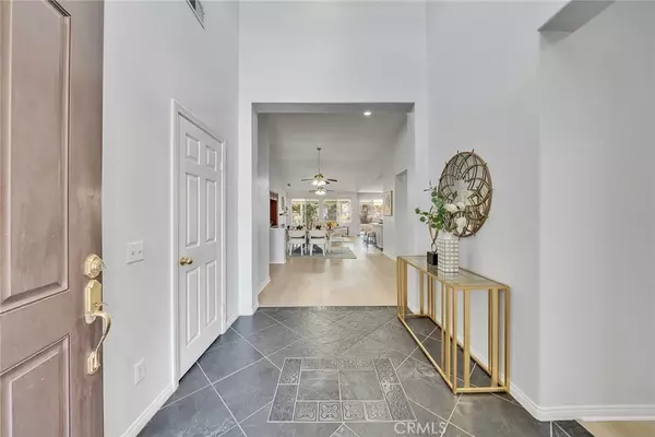 Eastvale, CA 92880,5722 Canoe DR