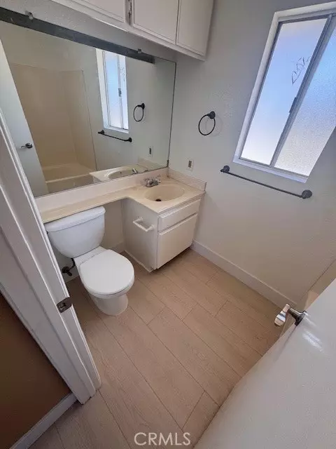 Ontario, CA 91761,3635 OAK CREEK