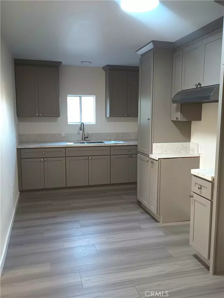 Pomona, CA 91767,966 E 7th