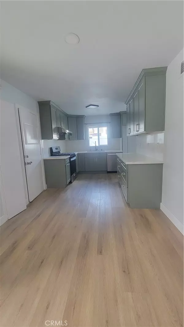 Fullerton, CA 92831,1218 A N Hale