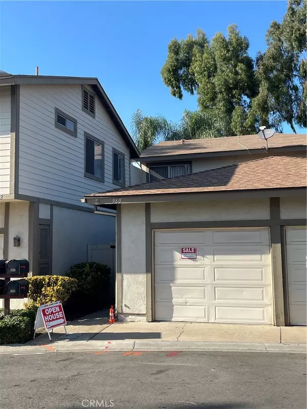 Ontario, CA 91762,960 Pinyon