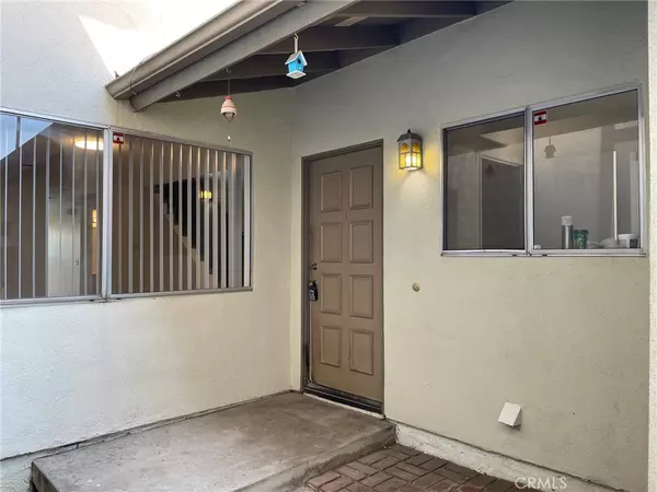 Ontario, CA 91762,960 Pinyon