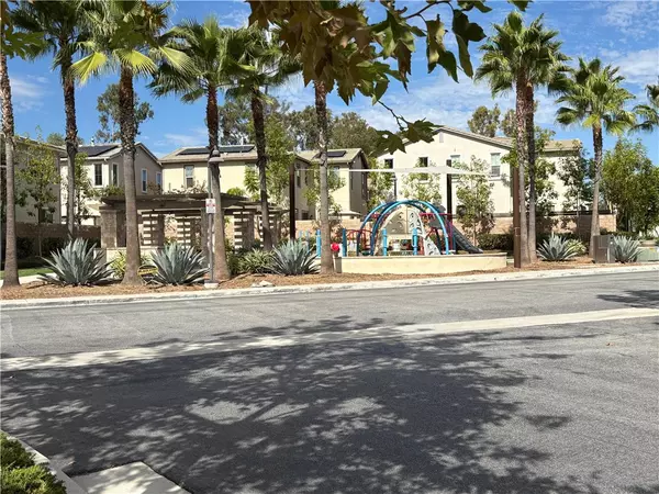 Pomona, CA 91766,8 Vista CT