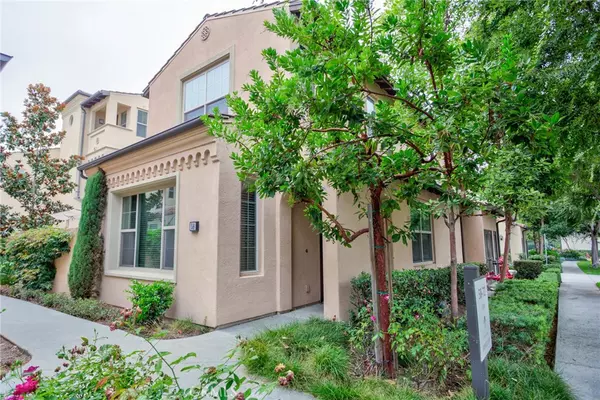 58 Bronze Leaf, Irvine, CA 92620