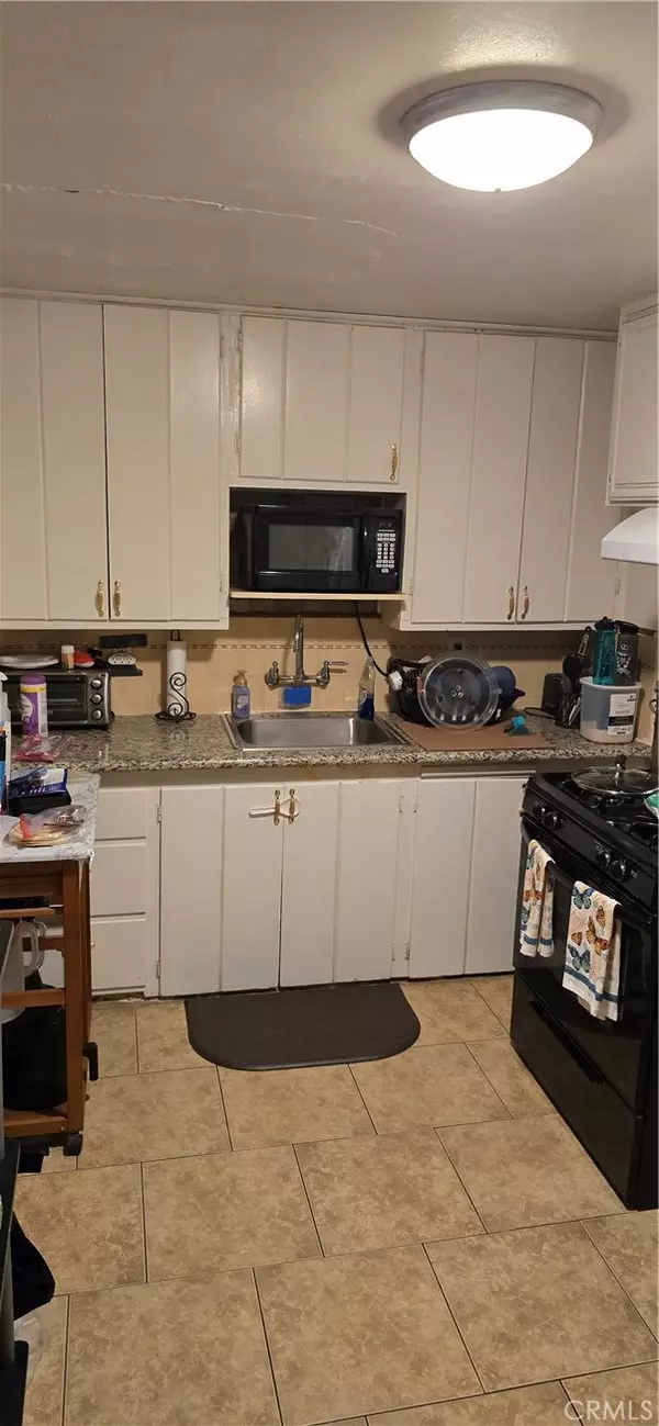 Banning, CA 92220,955 W Hays