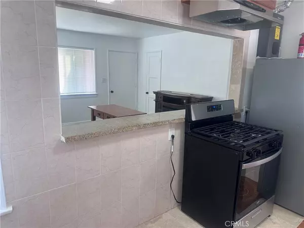Montebello, CA 90640,215 N 7th ST
