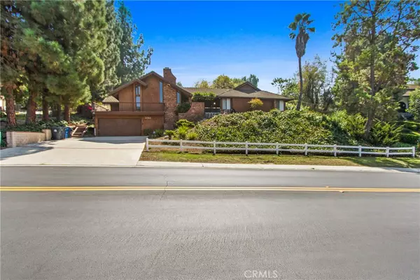 2562 Steeplechase LN, Diamond Bar, CA 91765