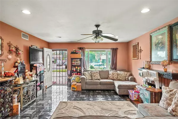 Ontario, CA 91761,2119 S Phoenix