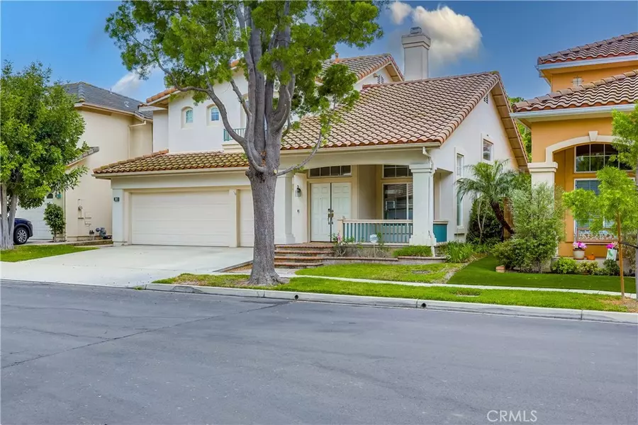 30 Oakhurst, Irvine, CA 92620