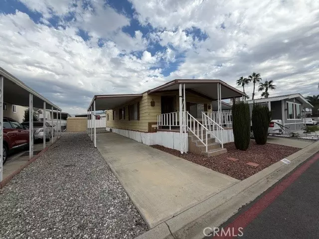 200 W San Bernardino #19, Rialto, CA 92376