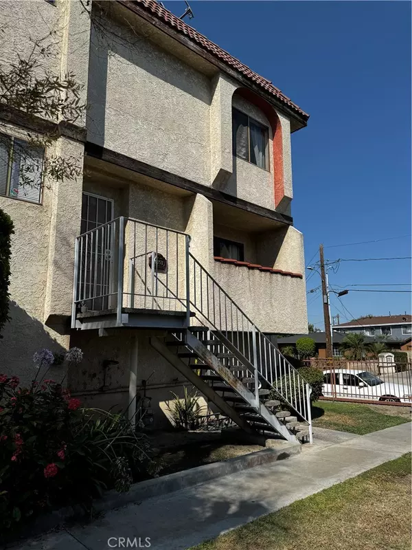 El Monte, CA 91732,3551 Whistler