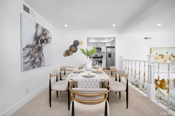 Newport Beach, CA 92663,102 Intrepid