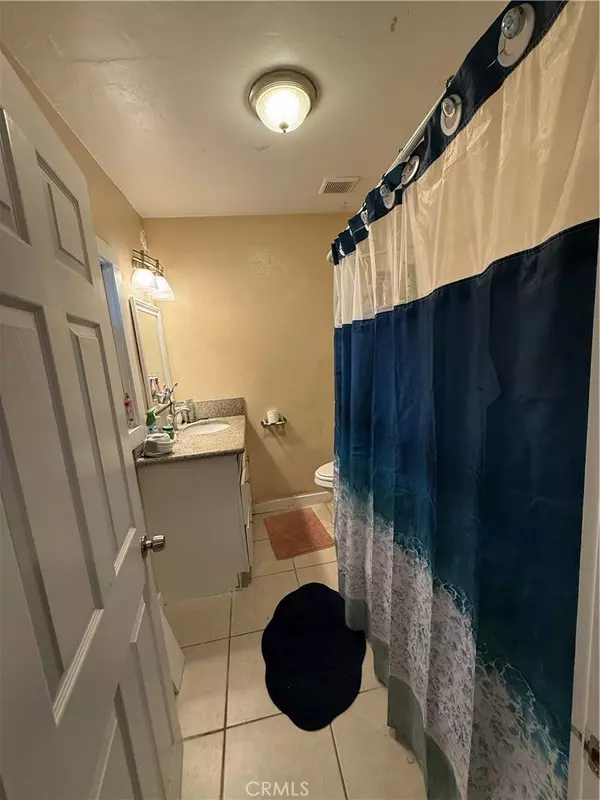 San Bernardino, CA 92405,3040 N F St