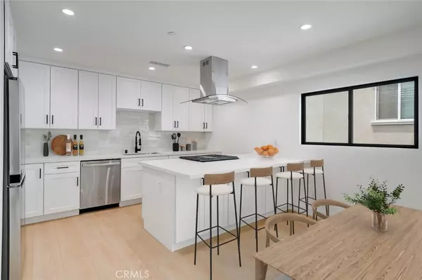 Santa Monica, CA 90401,1334 9th ST #2