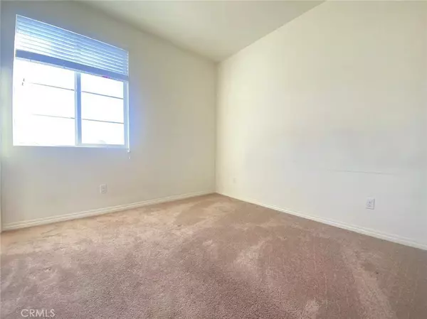 Ontario, CA 91792,4277 S Glacier Trail